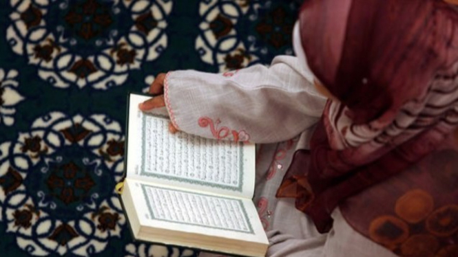 Hukum Baca Al-Quran untuk Wanita yang Sedang Haid
