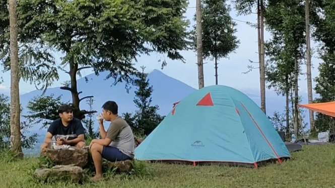 Sarapan Pagi di Bukit Cirimpak Camping Ground