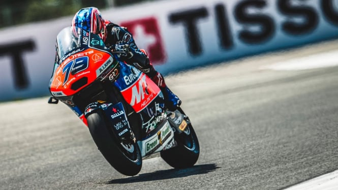 Ai Ogura Juara dunia Moto2