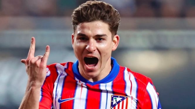 Selebrasi gol Julian Alvarez