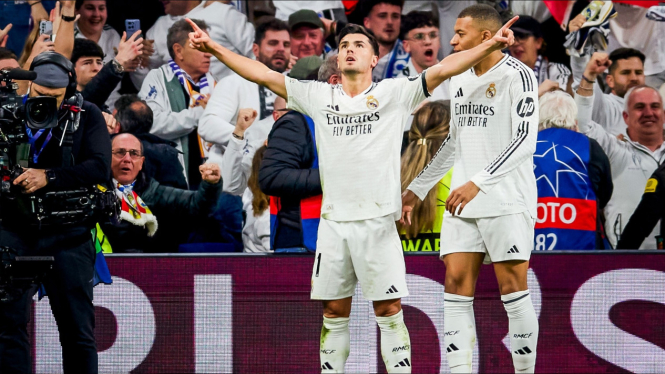 Pemain merayakan 300 kemenangan Real Madrid di Liga Champions