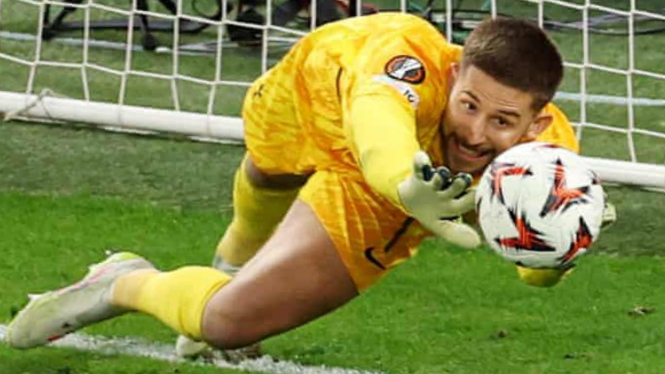 Guglielmo Vicario cemerlang di final Liga Europa 2025