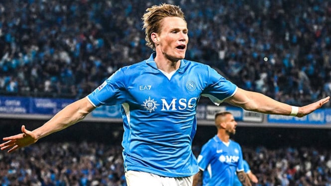 Selebrasi gol Scott McTominay