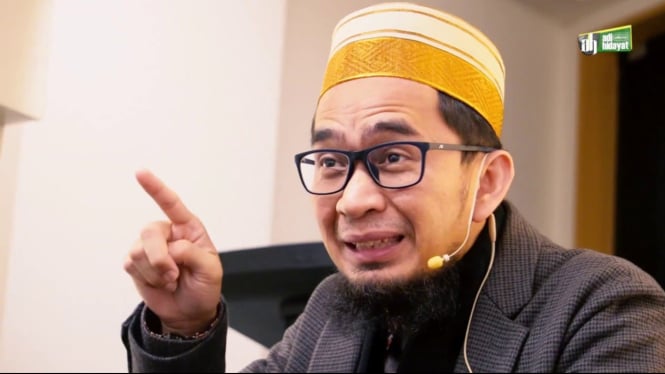 Ustadz Adi Hidayat