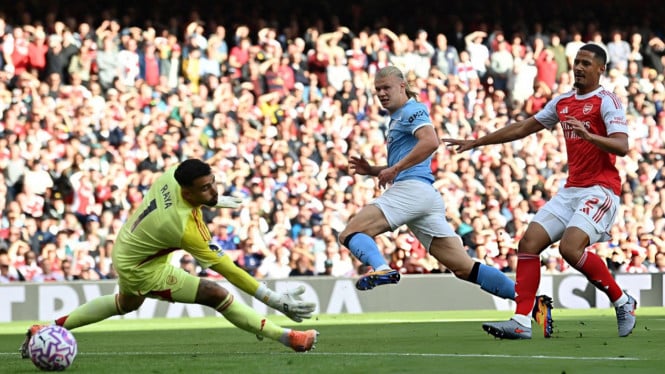 Arsenal Nyaris Kalah dari Man City