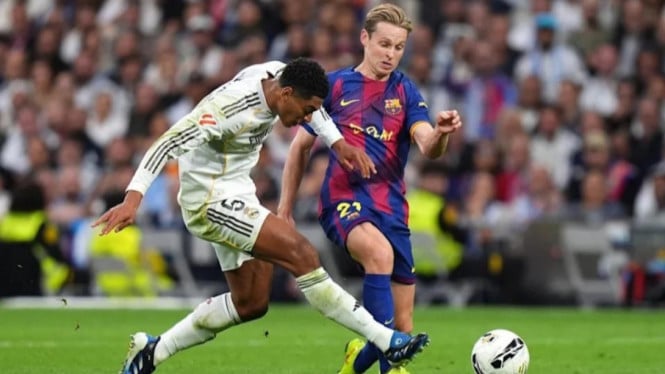 Frenkie de Jong angkat bicara membela Yamal