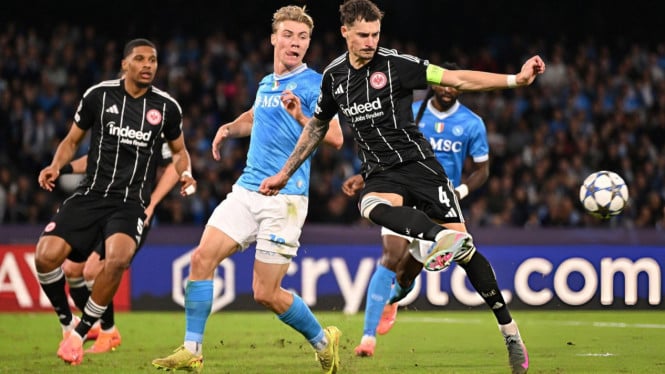 Napoli Kontra Frankfurt