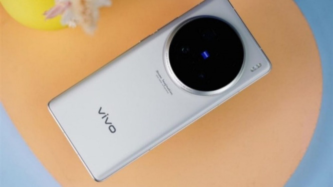 Vivo X200 Ultra