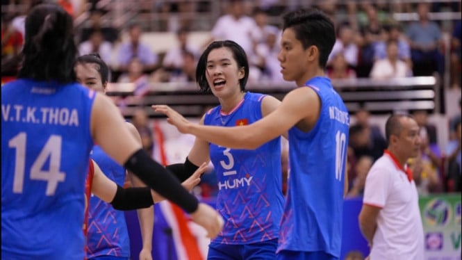 Tim Voli Putri Vietnam