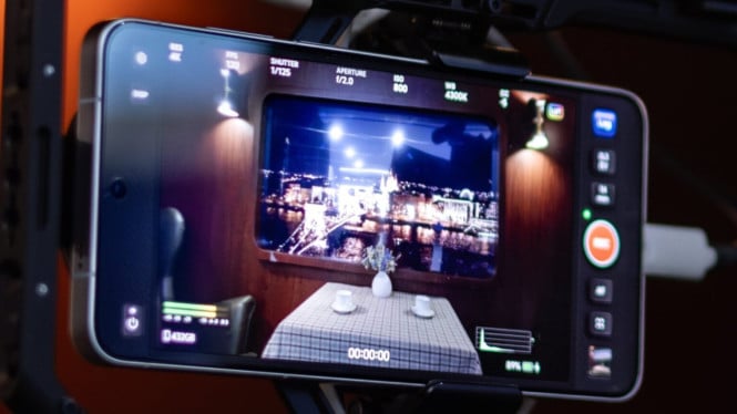 Layar Vivo X300 Ultra