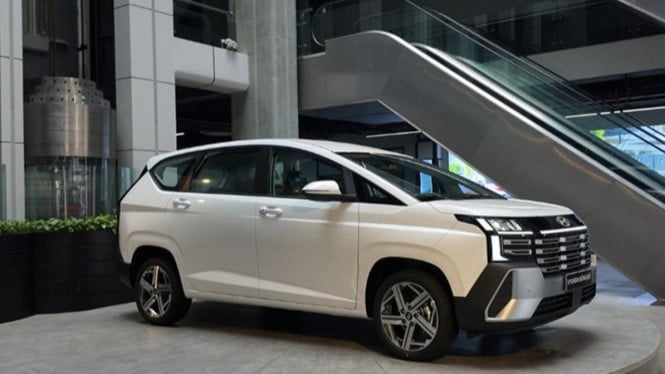 Hyundai Stargazer