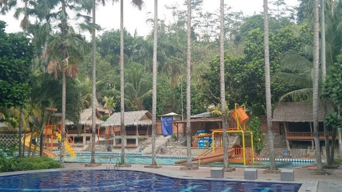 Kampung Turis Wisatawan