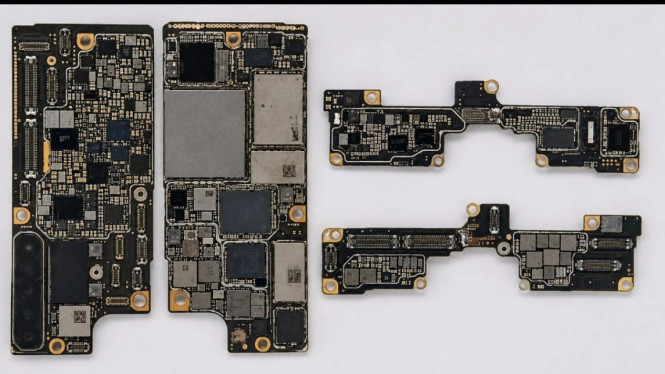 Rumor motherboard yang diduga berasal dari perangkat lipat Apple