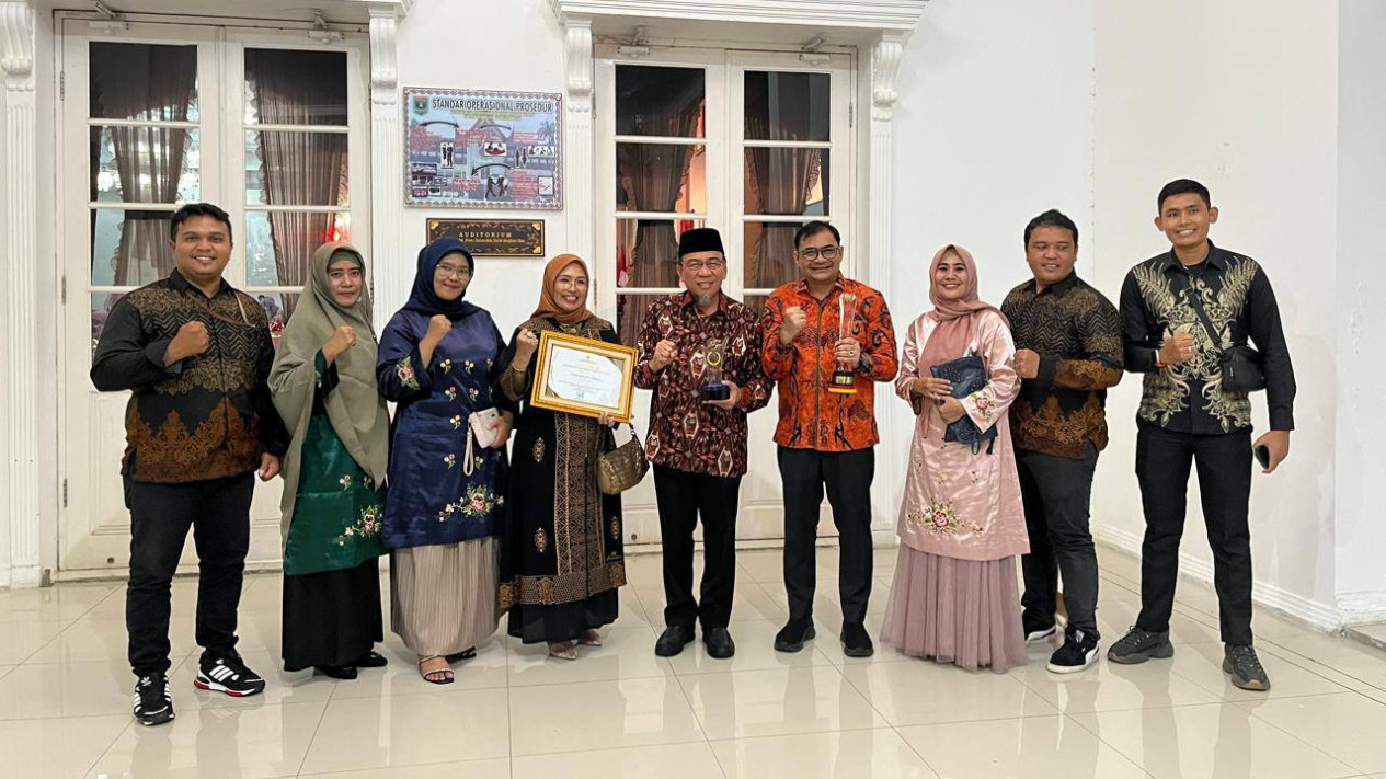 Padang Raih Peringkat 1 Keterbukaan Informasi Publik Se-Sumbar 2025, Wawako  Maigus Nasir Dinobatkan Jadi Tokoh KIP