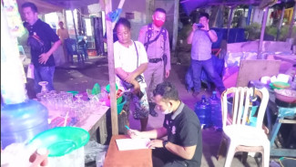 Pol PP Padang Berkirim “Surat Cinta” Ke Puluhan PKL