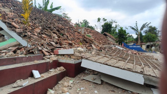 Ribuan Penyintas Gempa Cianjur Mengungsi