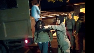 Asik Ngamar, Tujuh Pasangan Dimabuk Asmara Digrebek Pol PP