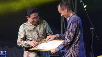 Solok Selatan Diganjar Dua Penghargaan Tingkat Nasional
