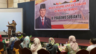 Berdialog dengan Lintas Tokoh Masyarakat Sumbar, Prabowo: Kakek Saya Sekretaris Hatta, Bapak Anggota