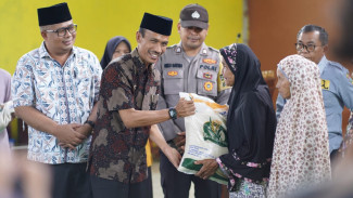 Pemkab Solsel Komitmen Salurkan dan Awasi Bantuan Pangan Cadangan Beras Nasional