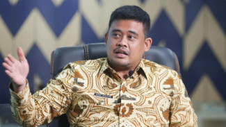 Mantap Dukung Prabowo-Gibran, Bobby Nasution Janji Kembalikan KTA PDIP dalam 7 Hari
