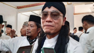 Galang dukungan kiai kampung untuk Prabowo-Gibran di basis Cak Imin.