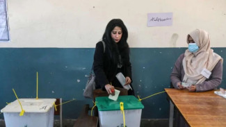 Penghitungan Suara Pemilu Pakistan Masih Berlangsung, Hasil Sementara Tunjukkan Persaingan Ketat