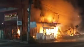 Kebakaran di Payakumbuh, 4 Unit Bangunan Habis Terbakar