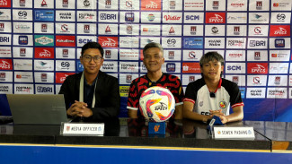 Hengki Ardiles Gantikan Posisi Sementara Hendri Susilo Sebagai Pelatih 