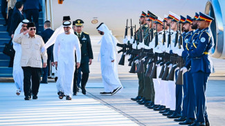 Presiden Prabowo Awali Kunjungan Timur Tengah di Abu Dhabi, Bertemu Presiden UEA