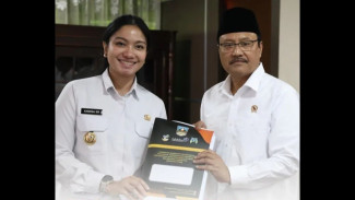 Bupati Dharmasraya Ajukan Sejumlah Program Kesejahteraan ke Menteri Sosial