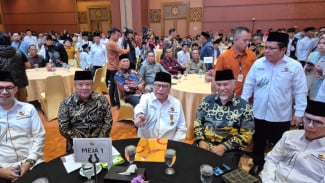 Osman Sapta Odang Dukung Gubernur Sumbar Perkuat Bank Nagari