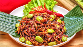 Sambal Pete: Ledakan Rasa Pedas dan Aroma Khas yang Bikin Nagih