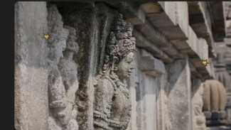 Legenda Roro Jonggrang: Antara Kutukan, Cinta yang Mustahil, dan Megahnya Candi Prambanan
