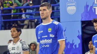 Juara Liga 1, Persib Bandung Tetap Targetkan Kemenangan Kontra Barito Putera yang Terancam Degradasi