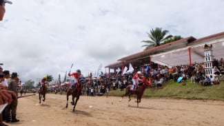 Sukses Digelar, Pacu Kuda Wisata Derby Bukittinggi - Agam Jadi Daya Tarik Wisata Sumbar