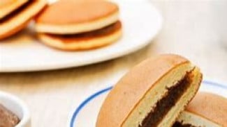 Di Balik Kantong Ajaib, Ada Dorayaki: Mengapa Doraemon Begitu Tergila-gila?
