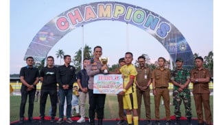 Porsel Sungai Landeh Raih Gelar Juara Turnamen Askab PSSI Solok Selatan