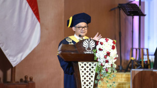 Mendikdasmen Abdul Mu’ti Raih Anugerah Konservasi 2025 dari UNNES: Simbol Sinergi Pendidikan dan Konservasi