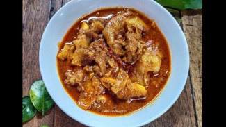 Kuliner Minangkabau: Lebih dari Sekadar Rasa, Jendela Budaya dan Filsafat Hidup
