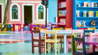 Lebih dari Sekadar Kelas: Menjelajahi Ruang Belajar Penuh Warna yang Mendorong Kreativitas