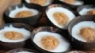 Masih Idola : Kue Mangkuak Sayak, Tradisi di Setiap Gigitan