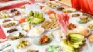 Simbol Kemeriahan: Mengapa Mie Goreng Kuning Tak Pernah Absen di Pesta Adat Minangkabau?