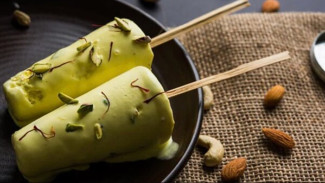 Kulfi: Sensasi Es Krim Tradisional India yang Kaya Rasa