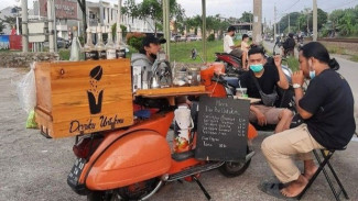 Menggenggam Aroma Cuan: Bisnis Kopi, Dari Hobi Lokal Menuju Kekuatan Ekonomi Global