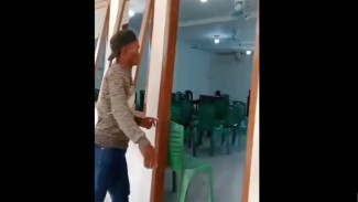 Viral, Warga Bubarkan Aktivitas Ibadah Umat Kristiani di Kota Padang