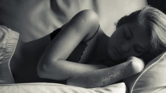 Tidur Siang Bikin Susah Tidur Malam, Benarkah?