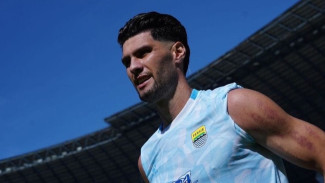 Lupakan Kekalahan: Persib Bandung Move On, Siap Tebus Dosa di AFC Champions League Two Kontra Bangkok