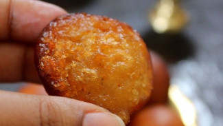 Pinyaram: Jajanan Pasar Minang yang Kental Adat, Kini Bersaing dengan Gempuran Dessert Kekinian