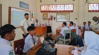 Kemenkeu Mengajar 10 Hadir di Bukittinggi: Satu Dekade Menginspirasi Pelajar tentang APBN dan Keuangan Negara